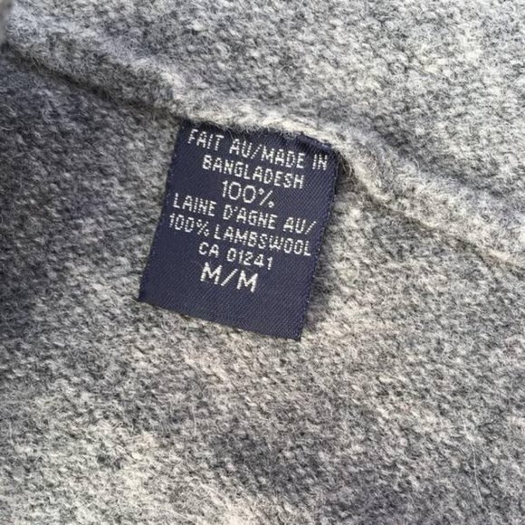 Vintage Lambswool hooded Poncho - Picture 4 of 10